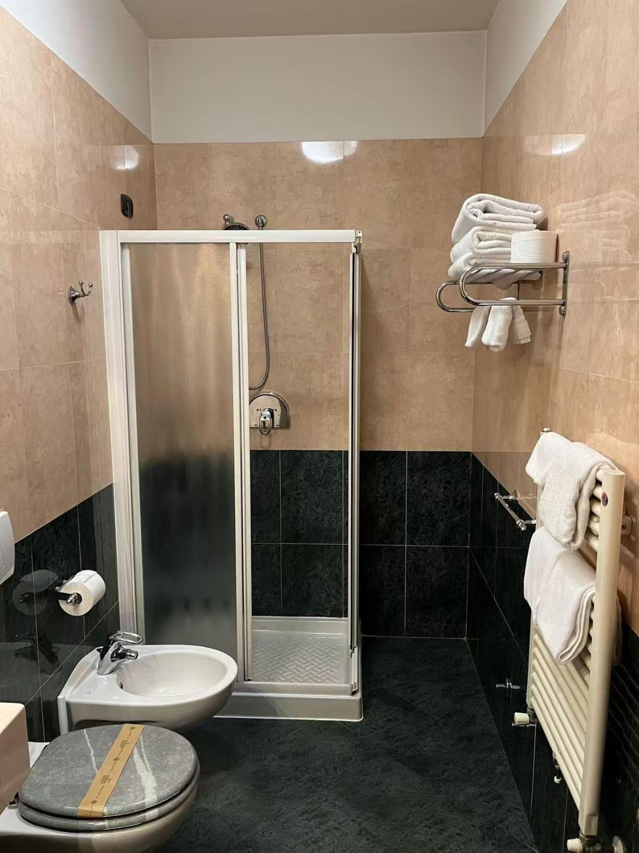 מילאנו Hotel Valganna מראה חיצוני תמונה